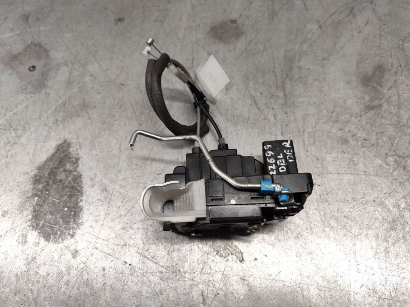 Recambio de cerradura puerta delantera derecha para hyundai i20 city s referencia OEM IAM 4PINS  