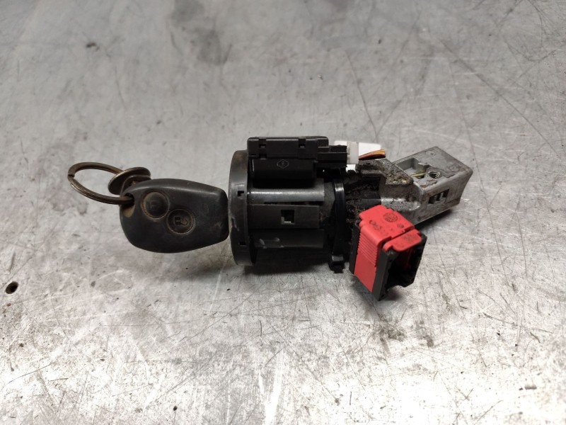 Recambio de conmutador de arranque para renault master kofferaufbau l3h1 3,5t referencia OEM IAM 8200405701f  n0502060