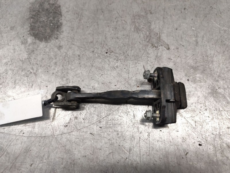 Recambio de retenedor puerta para ford fiesta vi (cb1, ccn) 1.25 referencia OEM IAM delanteroderecho  