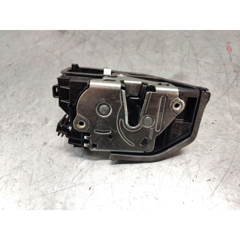 Recambio de cerradura puerta delantera derecha para bmw 3 (f30, f80) 320 d xdrive referencia OEM IAM 7229458  4 PINS
