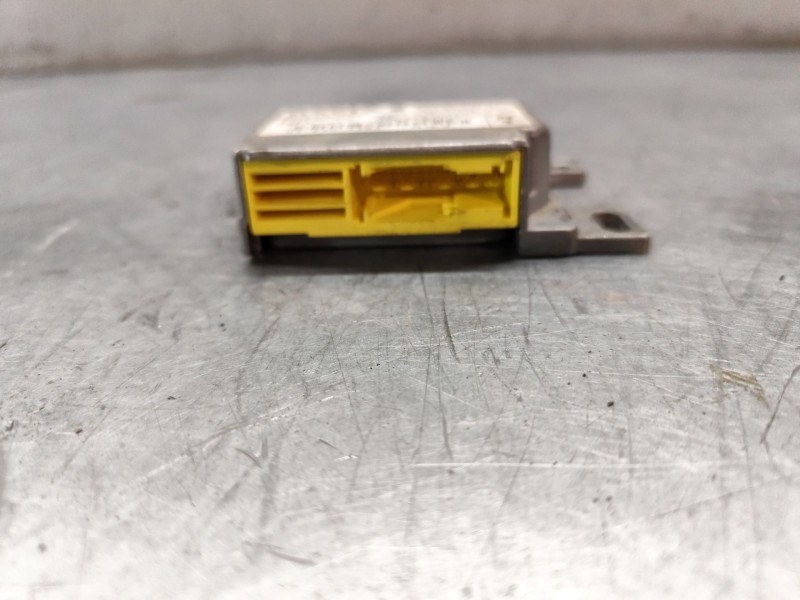 Recambio de centralita airbag para dacia logan ambiance referencia OEM IAM 8200307188A  