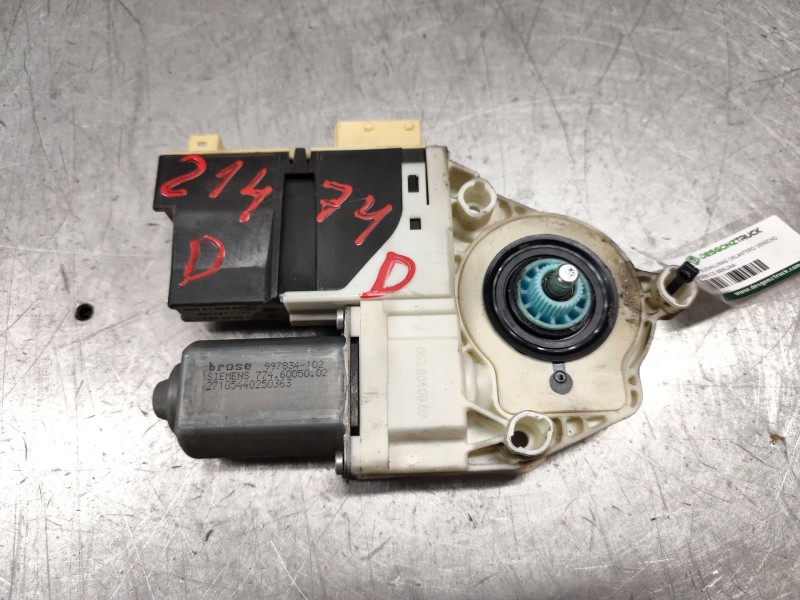 Recambio de motor elevalunas delantero derecho para citroën c5 berlina vtr (e) referencia OEM IAM 996386103  