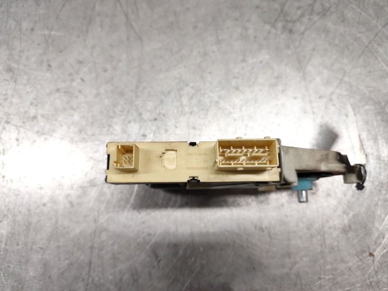 Recambio de motor elevalunas delantero derecho para citroën c5 berlina vtr (e) referencia OEM IAM 996386103  