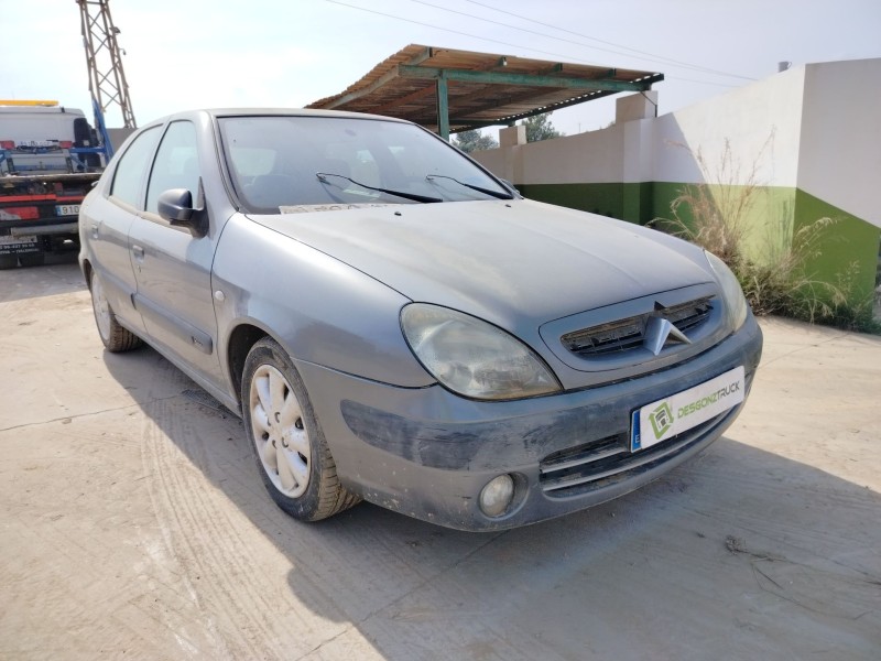 citroën xsara berlina del año 2004
