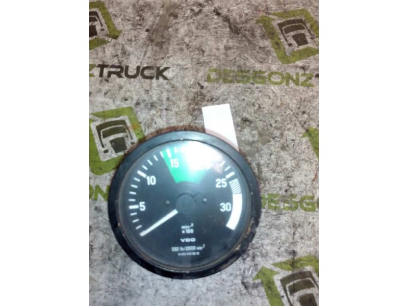 Recambio de cuadro instrumentos para mercedes trucks lk/ln2 1120 (201-211cv) referencia OEM IAM 333430314  CUENTA REVOLUCIONES