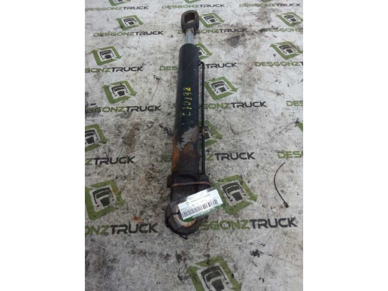 Recambio de brazo elevacion cabina para mercedes trucks lk/ln2 1120 (201-211cv) referencia OEM IAM 6745530105  
