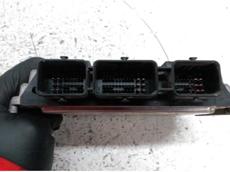 Recambio de centralita motor uce para peugeot 206 berlina xs clim referencia OEM IAM 9647785780 0281010707 