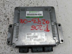 Recambio de centralita motor uce para peugeot 206 berlina referencia OEM IAM 9651256880 0281011525 BOSCH