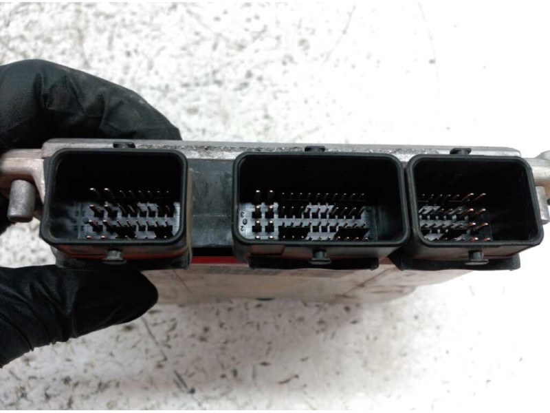 Recambio de centralita motor uce para peugeot 206 berlina referencia OEM IAM 9654694380 0281011525 