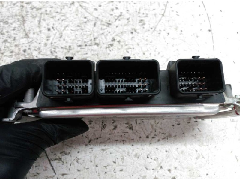 Recambio de centralita motor uce para fiat punto berl. (176) 55 s referencia OEM IAM 9657823980 0261207474 