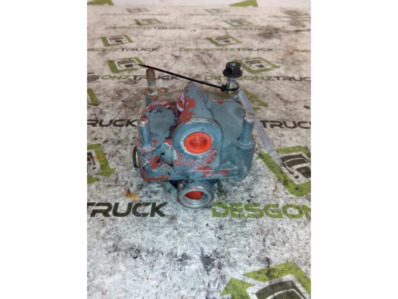 Recambio de valvula aire para mercedes trucks lk/ln2 1120 (201-211cv) referencia OEM IAM 9730010200  VALVULA RELE