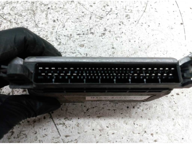 Recambio de centralita motor uce para peugeot 206 berlina referencia OEM IAM 0261206216 9632693980 BOSCH