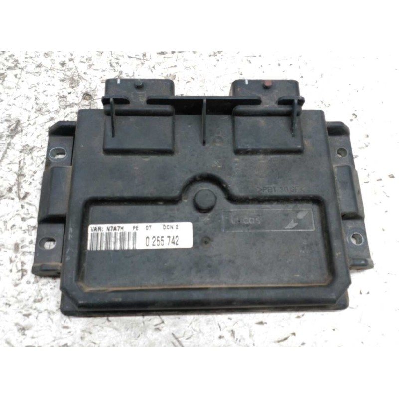 Recambio de centralita motor uce para citroen xsara berlina 1.9 diesel referencia OEM IAM 9639587680 9643294980 