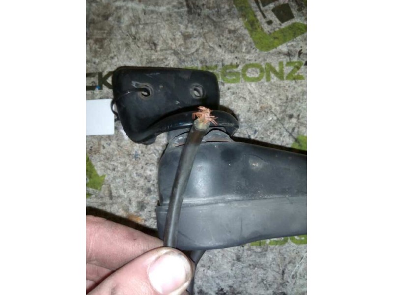 Recambio de brazo retrovisor derecho para scania trucks serie 3 143 h/ 450 (450cv) referencia OEM IAM   