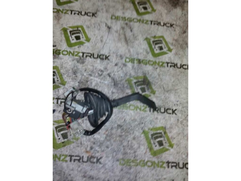 Recambio de mando limpia para scania trucks serie 3 143 h/ 450 (450cv) referencia OEM IAM 360247 201726 