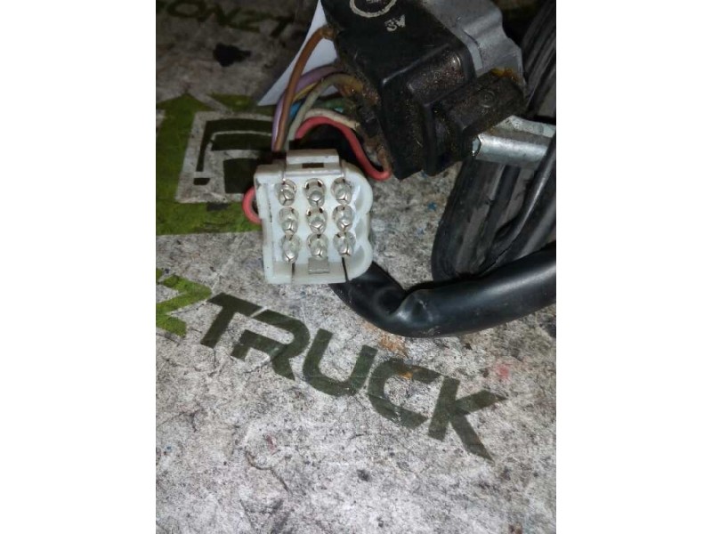 Recambio de mando limpia para scania trucks serie 3 143 h/ 450 (450cv) referencia OEM IAM 360247 201726 