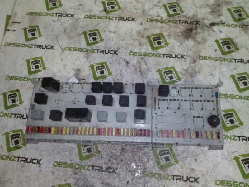 Recambio de caja reles / fusibles para scania trucks serie 4 164 l/480 (480cv) referencia OEM IAM 1320850 1300806 