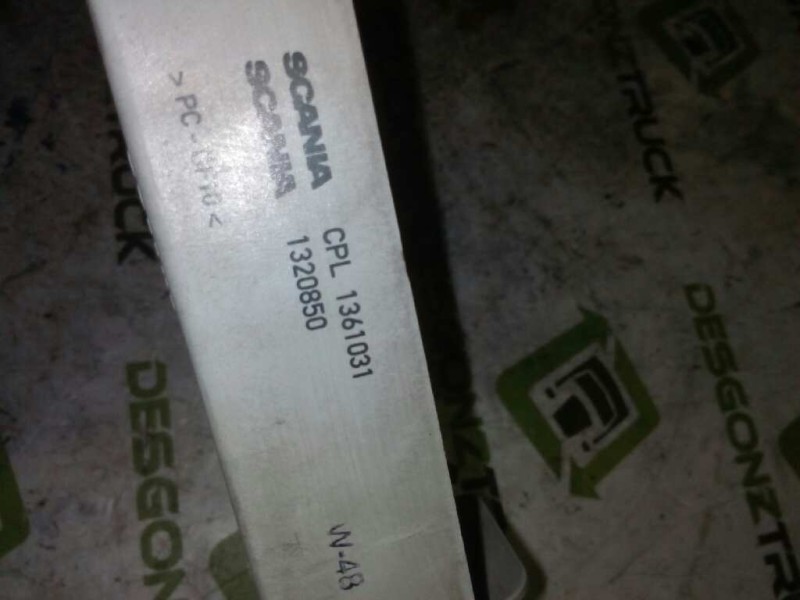 Recambio de caja reles / fusibles para scania trucks serie 4 164 l/480 (480cv) referencia OEM IAM 1320850 1300806 