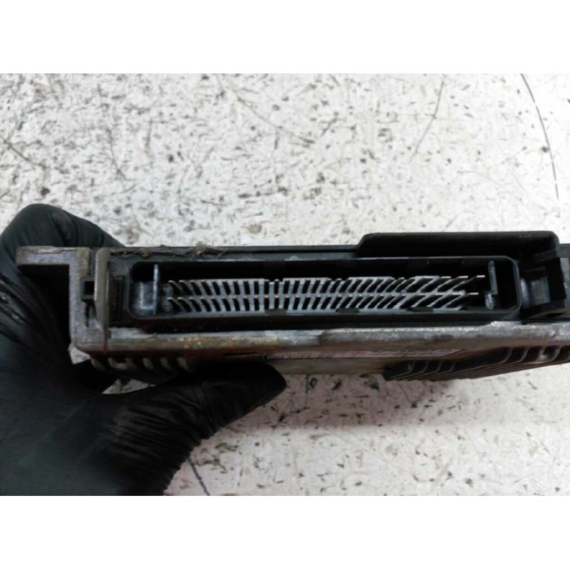 Recambio de centralita motor uce para volvo s40 berlina 1.9 diesel referencia OEM IAM 30850998 S113727100 SIEMENS