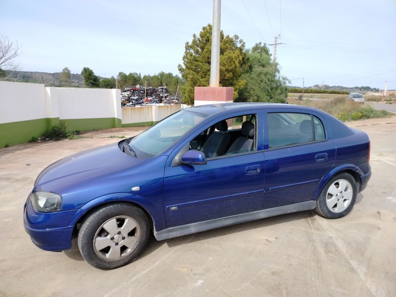 opel astra g berlina del año 2003