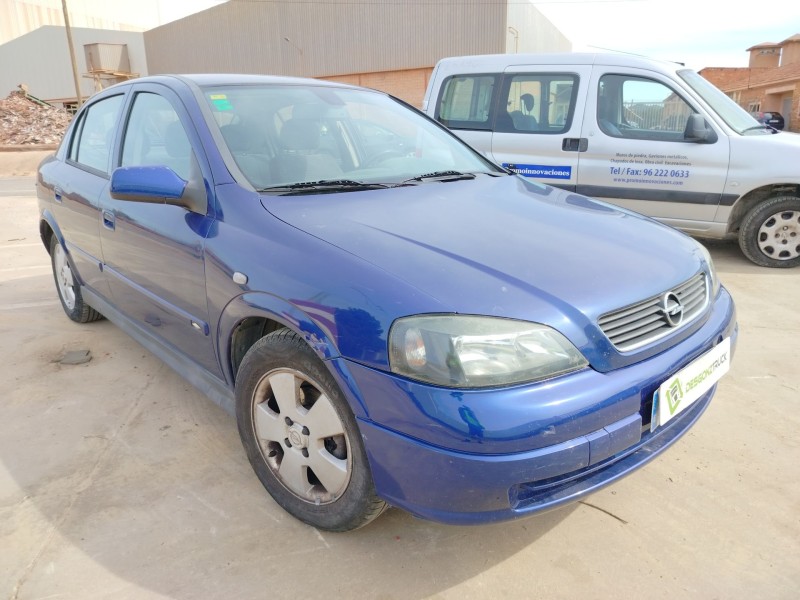 opel astra g berlina del año 2003