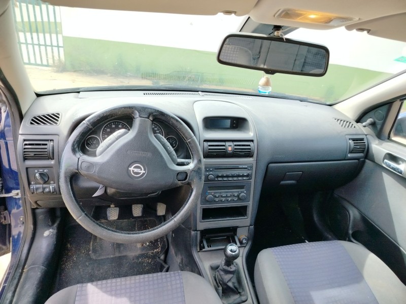opel astra g berlina del año 2003