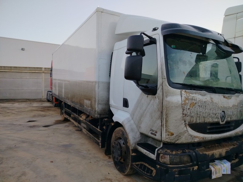 renault midlum del año 2008