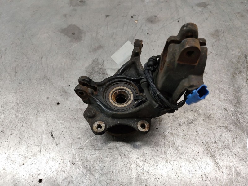 Recambio de mangueta delantera izquierda para peugeot 207 sw confort referencia OEM IAM   