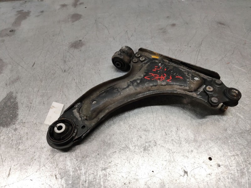 Recambio de brazo suspension inferior delantero izquierdo para opel meriva cosmo referencia OEM IAM   