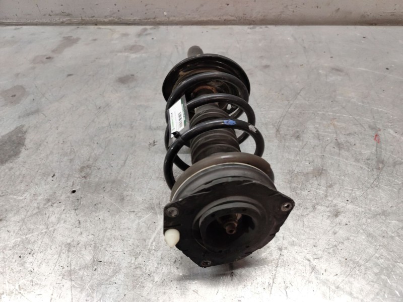 Recambio de amortiguador delantero derecho para renault scenic ii 1.9 dci diesel referencia OEM IAM   