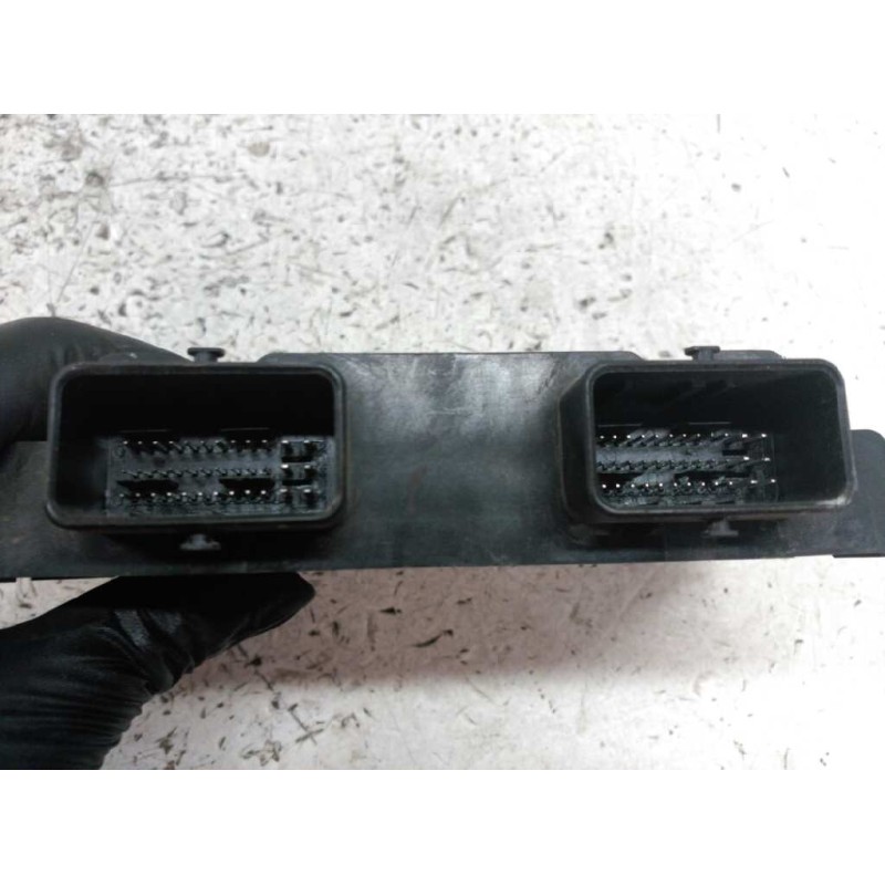 Recambio de centralita motor uce para peugeot 206 berlina 1.9 diesel referencia OEM IAM 9639587680 9640899880 R04080015G