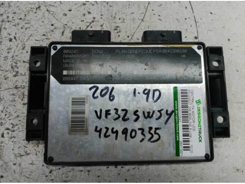 Recambio de centralita motor uce para peugeot 206 berlina x-line referencia OEM IAM 9641390180 9646672880 R04080030C