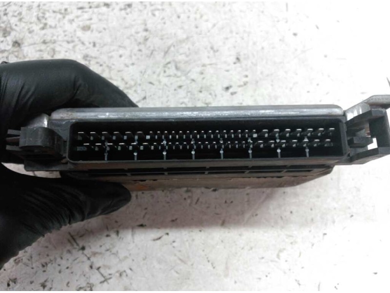 Recambio de centralita motor uce para peugeot 206 berlina referencia OEM IAM 0261206216 9632693980 