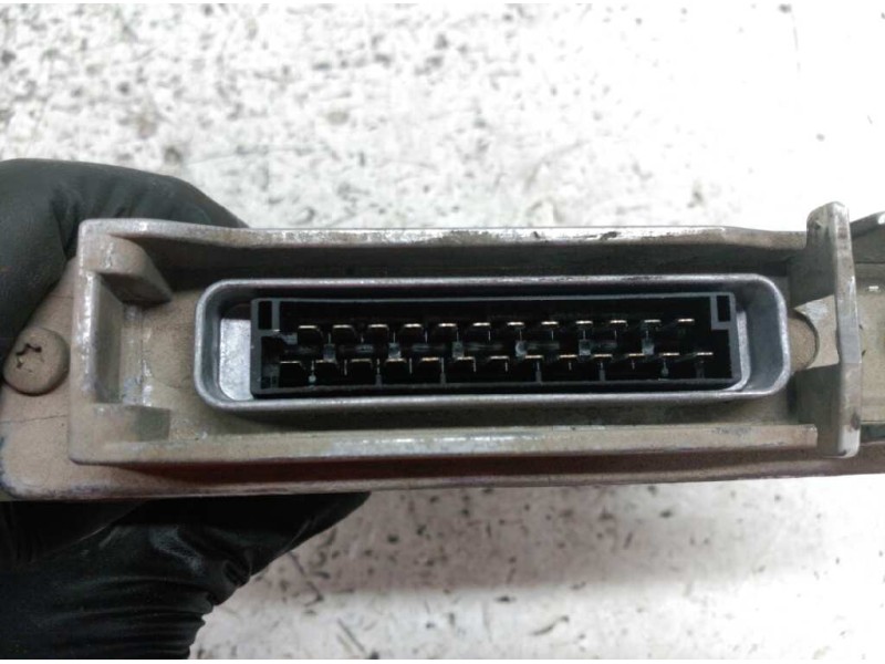 Recambio de centralita motor uce para renault kangoo (f/kc0) referencia OEM IAM 7700868300 80760F 7700111207