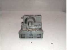 Recambio de cerradura para riocar march 07 referencia OEM IAM A9065456408  3300301701 2