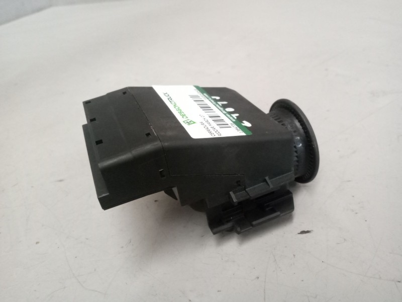 Recambio de cerradura para riocar march 07 referencia OEM IAM A9065456408  3300301701