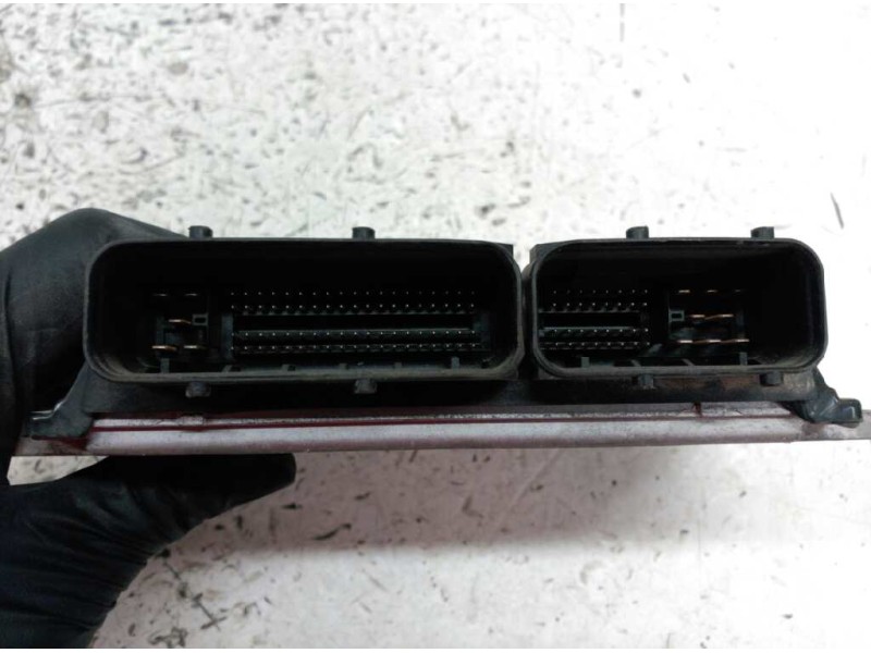 Recambio de centralita motor uce para nissan micra (k12e) 1.2 cat referencia OEM IAM MEC37300H37211  