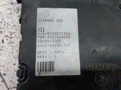Recambio de caja reles / fusibles para renault megane ii berlina 3p 1.5 dci diesel cat referencia OEM IAM 8200525384 8200440600  2