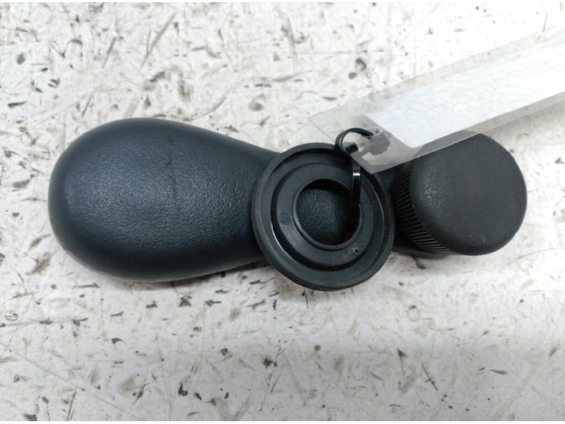 Recambio de maneta elevalunas trasera derecha para daewoo matiz cd referencia OEM IAM   