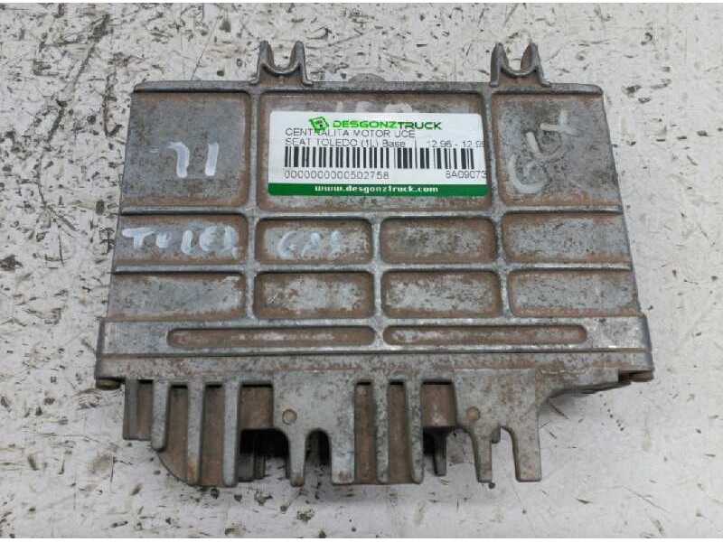 Recambio de centralita motor uce para seat toledo (1l) base referencia OEM IAM 8A0907311AK 0261203635 BOSCH