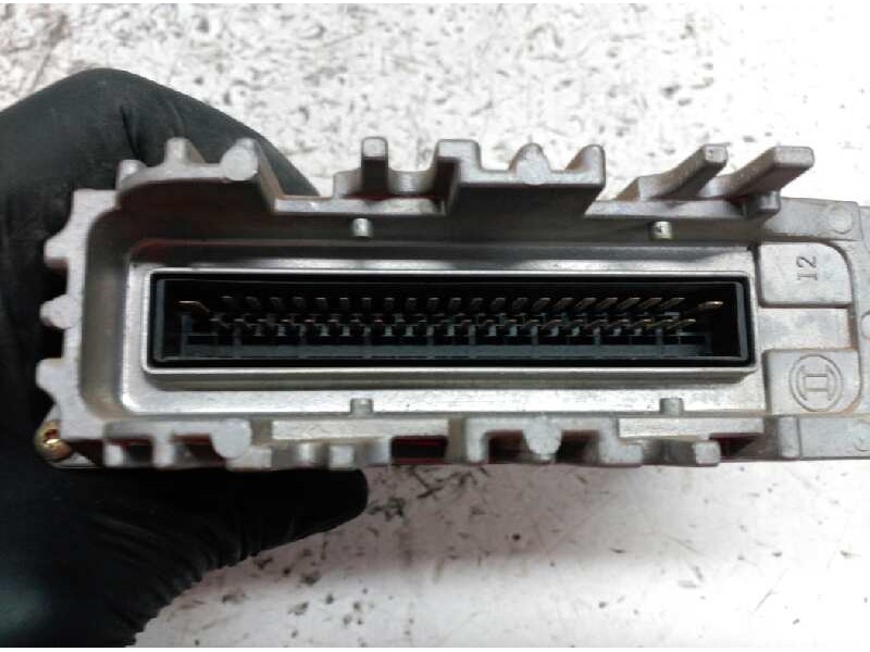 Recambio de centralita motor uce para seat toledo (1l) base referencia OEM IAM 8A0907311AK 0261203635 BOSCH