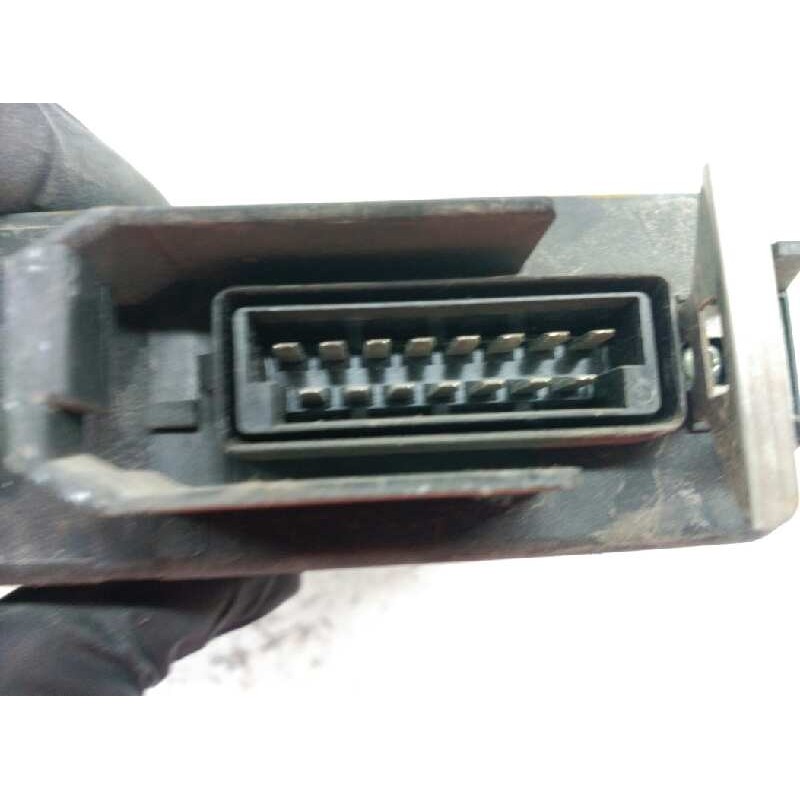 Recambio de centralita motor uce para volkswagen polo (867/871/873) azur berlina referencia OEM IAM 0227400005 052905367 