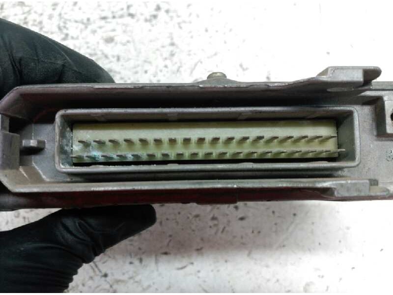 Recambio de centralita motor uce para citroen saxo 1.6 referencia OEM IAM 0261204628 9630278580 