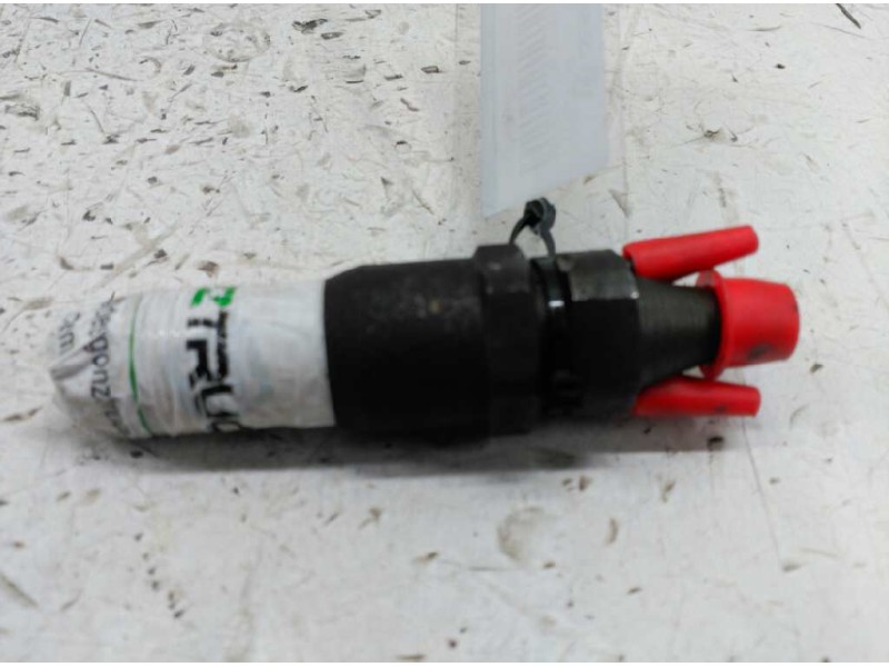 Recambio de inyector para mercedes vito (w638) caja cerrada referencia OEM IAM KCA27S55  