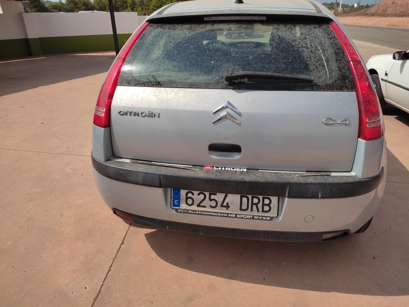 citroën c4 berlina del año 2005