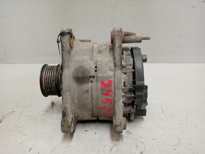 Recambio de alternador para nissan atleon 110 referencia OEM IAM 0124325097  