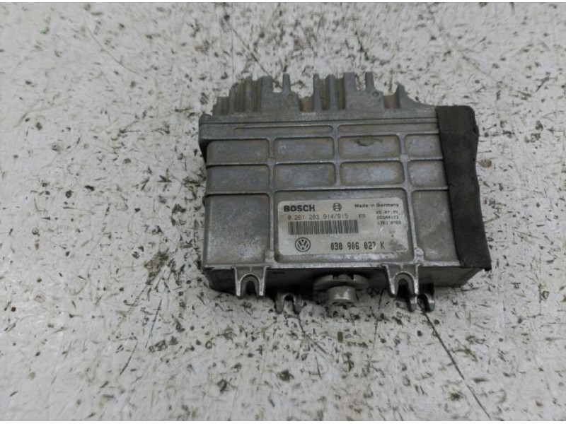 Recambio de centralita motor uce para volkswagen polo berlina (6n1) básico referencia OEM IAM 0261203914 030906027K 26SA4123