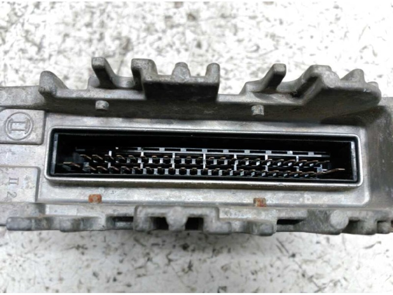 Recambio de centralita motor uce para seat ibiza (6k) cl referencia OEM IAM 6H0906027A 0261204/054 26SA4238