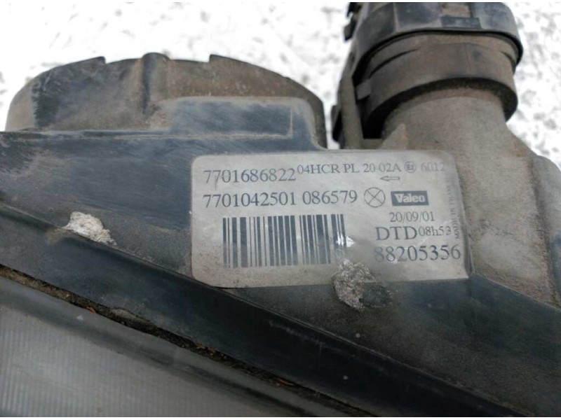Recambio de faro derecho para renault safrane (b54) 2.2 turbodiesel referencia OEM IAM 7701042501  