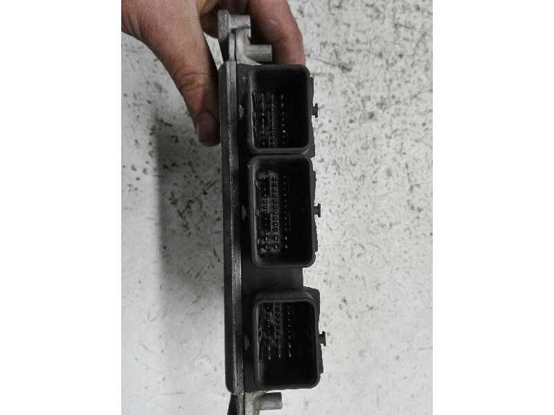 Recambio de centralita motor uce para peugeot expert kasten standard básico referencia OEM IAM 0281010816 9644853080 
